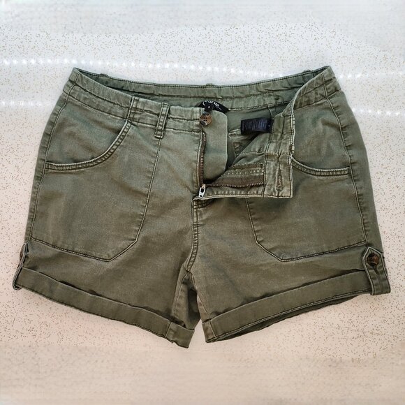 Khaki Green Shorts for Women - Picture 5 of 9
